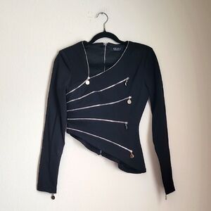 AKIRA Black Asymmetrical Zipper Blouse